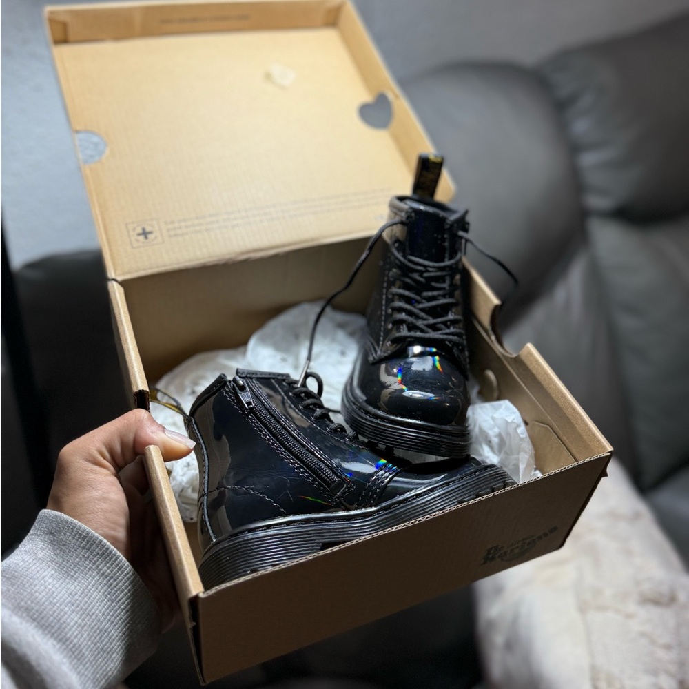 Toddler Dr Martens boots
